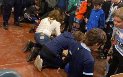 TALLER DE RCP BÁSICO PARA LOS JÓVENES RUGBIERS